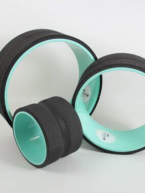 Chirp Wheel+ Foam Roller Set (3 Sizes) – Back Pain Relief Yoga Wheel Set Black/M